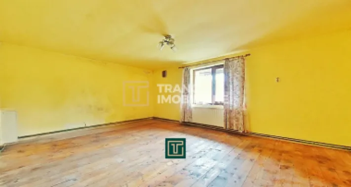 Casă de vânzare cu 4 camere în Zăbrani, teren 578 mp, front generos
