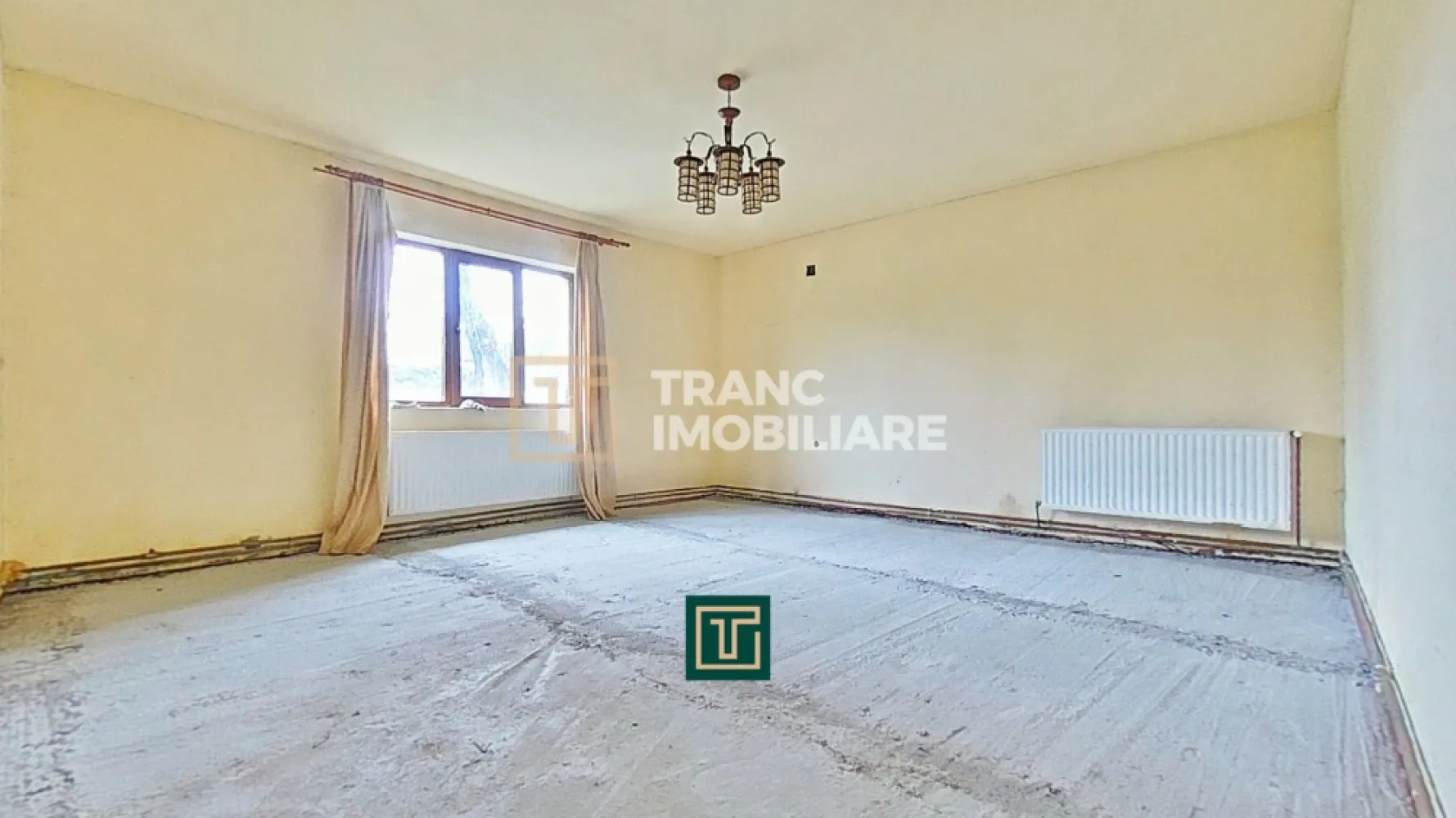 Casă de vânzare cu 4 camere în Zăbrani, teren 578 mp, front generos