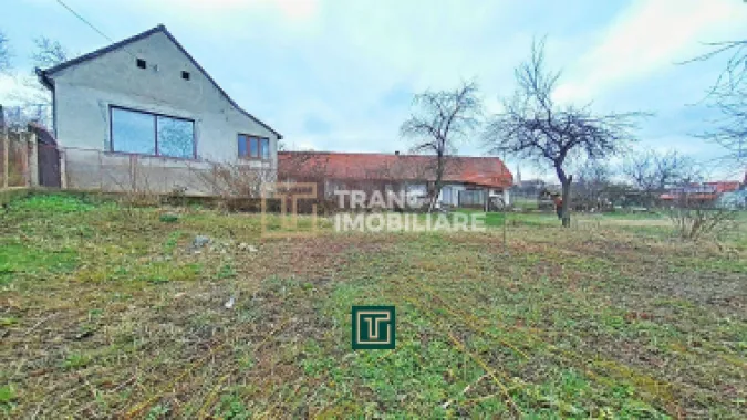 Casă de vânzare cu 4 camere în Zăbrani, teren 578 mp, front generos