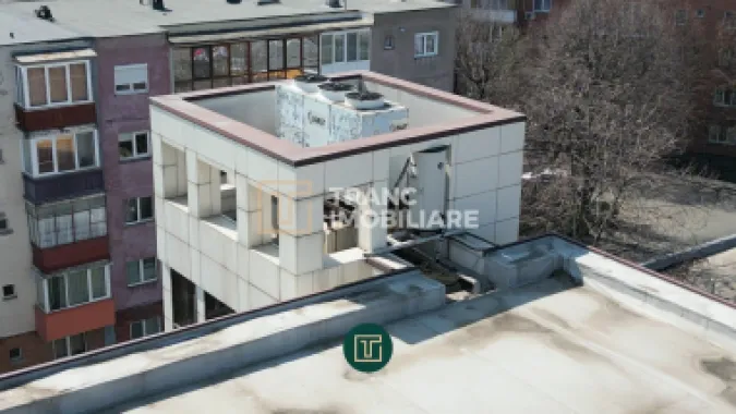Clădire premium cu fațadă integral vitrată – oportunitate unică in Arad