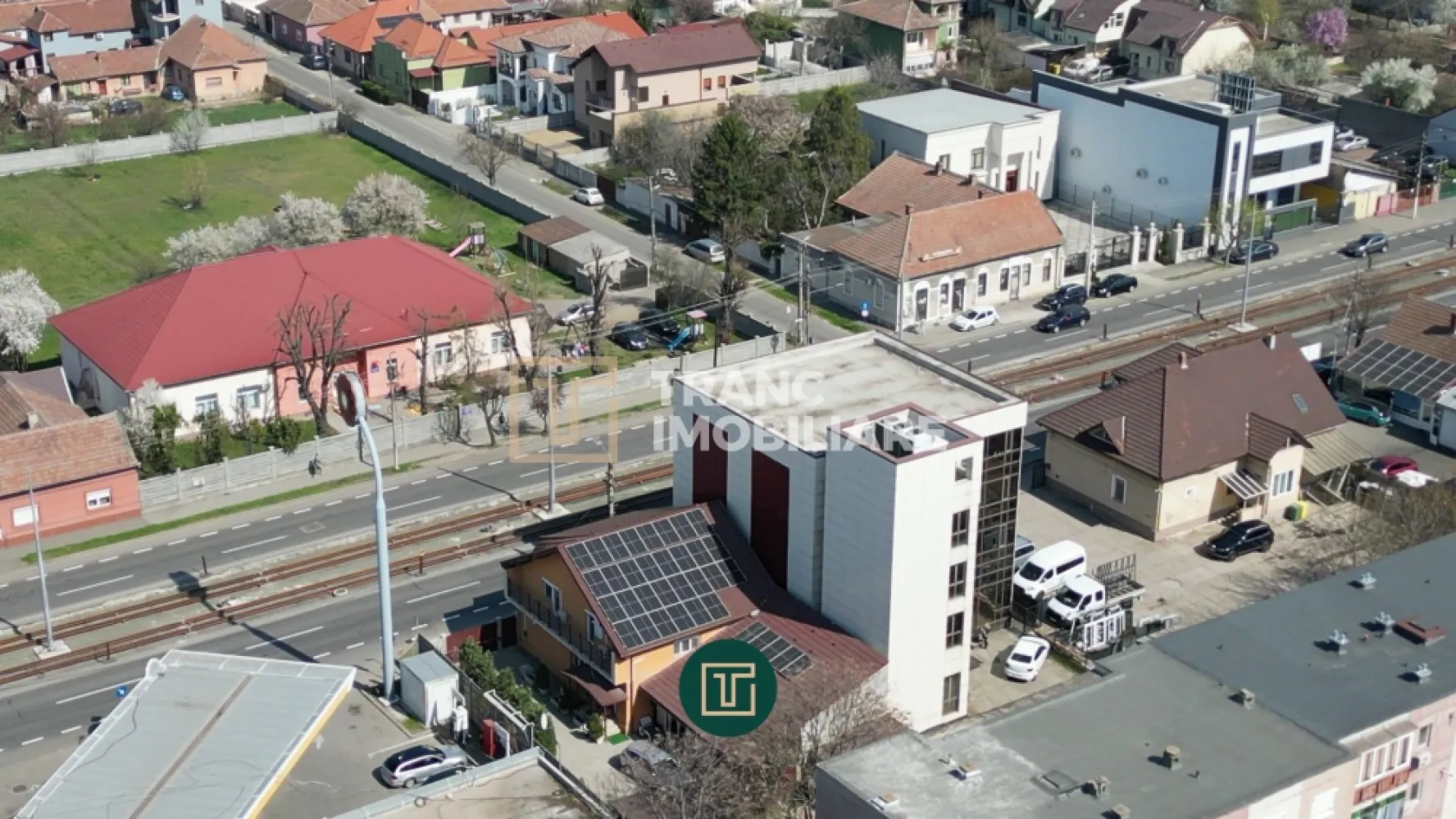 Clădire premium cu fațadă integral vitrată – oportunitate unică in Arad