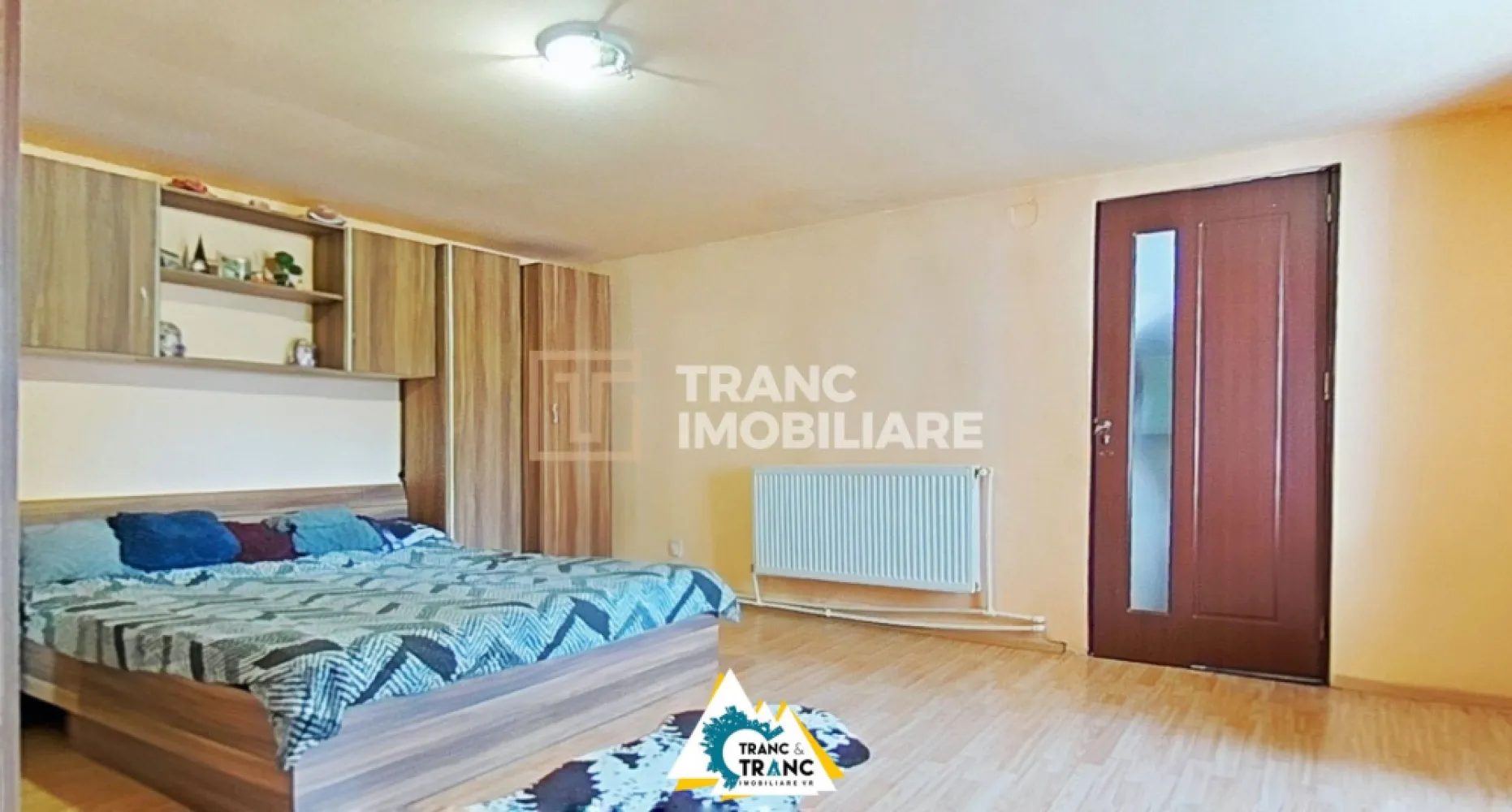 Casă spațioasă cu 4 camere de vânzare – Comuna Aluniș, județul Arad