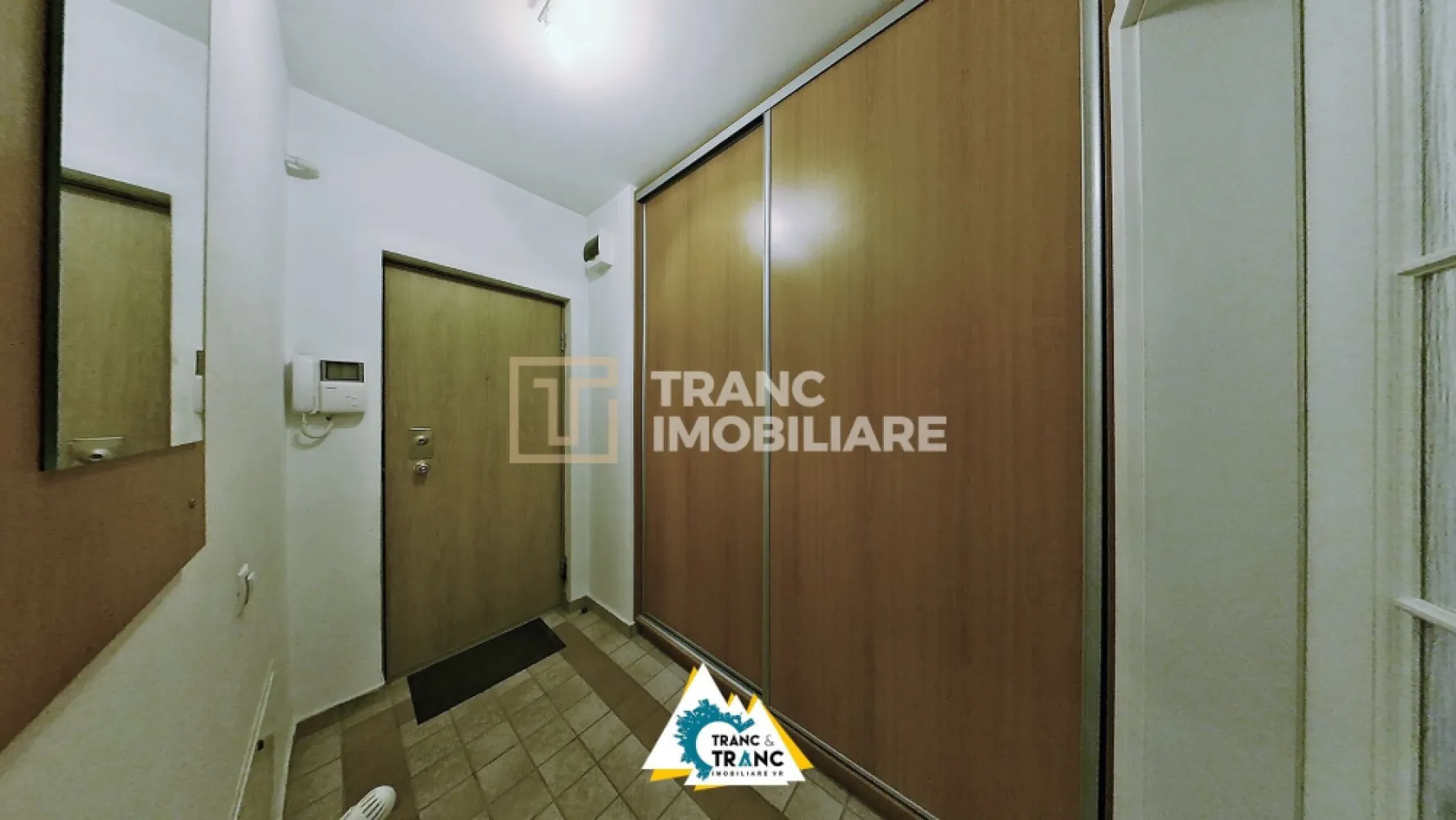 Apartament primitor si spatios cu 2 camere în Subcetate