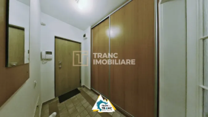 Apartament primitor si spatios cu 2 camere în Subcetate