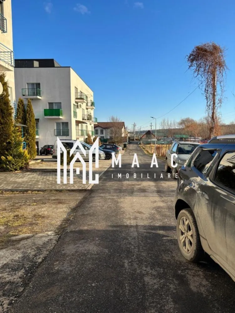 Teren Intravilan | 4400 Mp | Cisnadie - MAAC Imobiliare vă propune spre vânzare un teren intravilan situat în Cisnădie, cu o suprafață de 4400 mp. Proprietatea se află într-o zonă deosebită, liniștită și în plină dezvoltare, ideală pentru investiții imobiliare sau construirea unui proiect rezidențial. Locul oferă atât liniște, cât și acces rapid la facilități, fiind o alegere excelentă pentru cei care doresc să se stabilească într-o zonă aflată în expansiune. Pentru mai multe detalii, vă rugăm să ne contactați specificand ID: CP2311922 }}