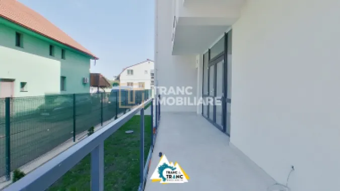 Spațiu comercial nou, de 200 mp, la prima inchiriere, pe Calea Radnei