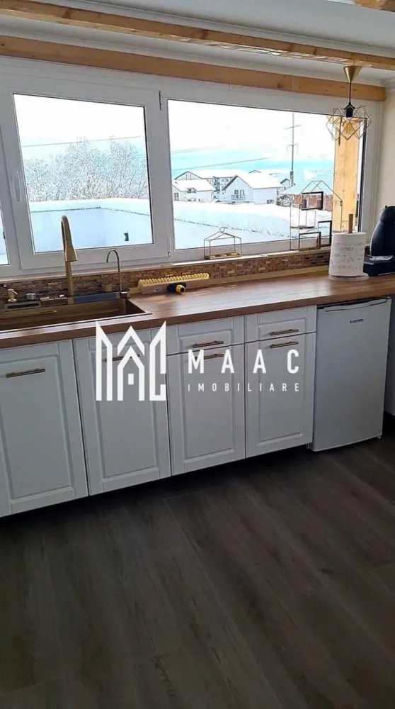 Apartament | 3 Camere | 70 Mp| Terasa deasupra apartamentului |