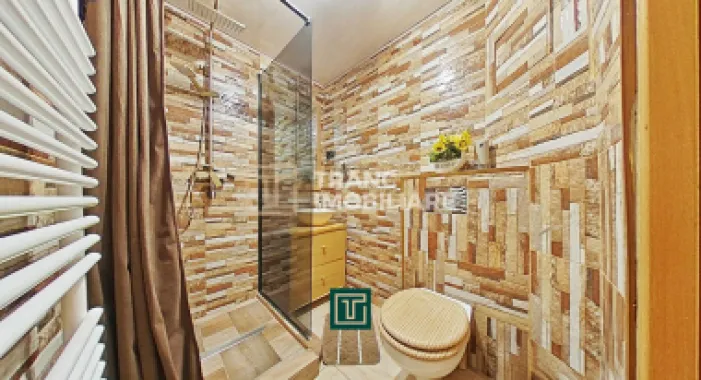 Apartament cu 2 camere complet renovat în Aurel Vlaicu – confort și vedere super