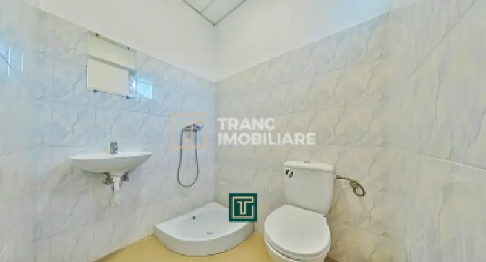 Apartament de vanzare la parter cu două intrări, Andrei Șaguna - Arad