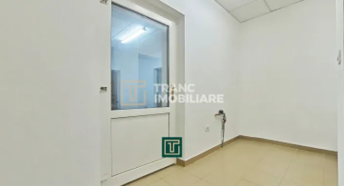 Apartament de vanzare la parter cu două intrări, Andrei Șaguna - Arad