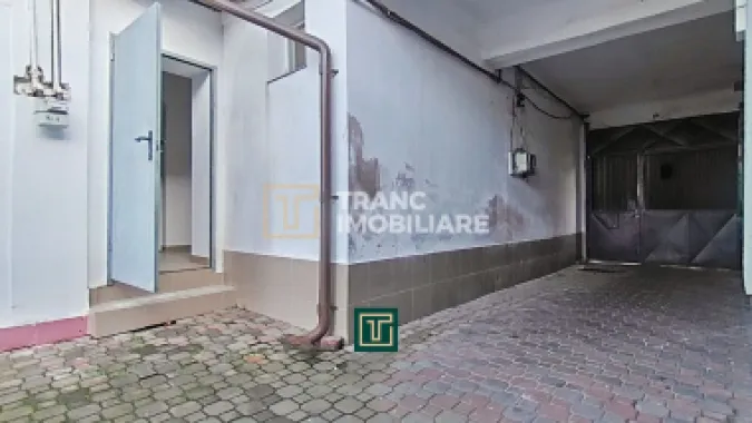 Apartament de vanzare la parter cu două intrări, Andrei Șaguna - Arad