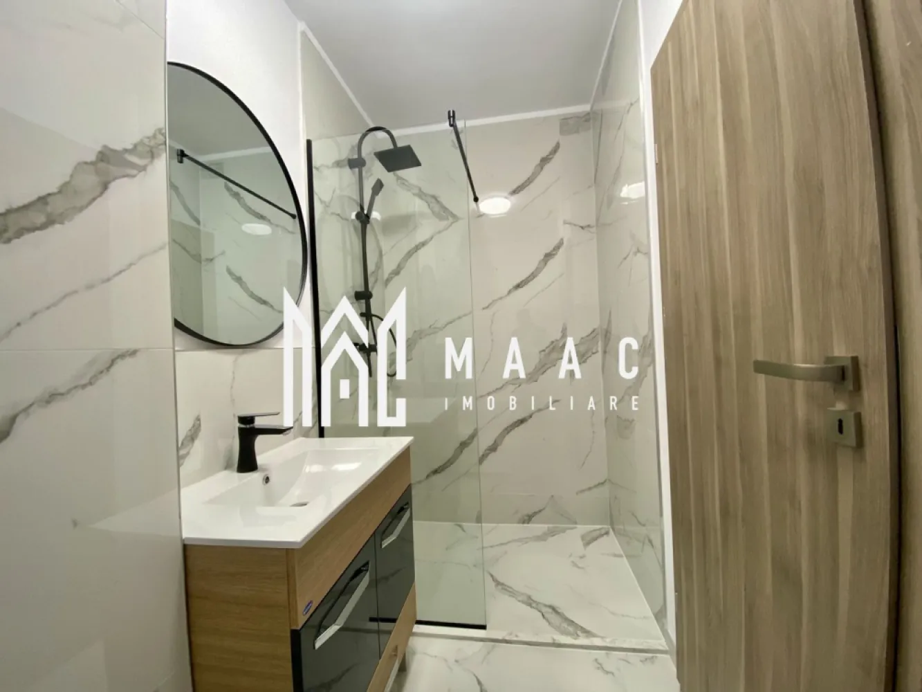 Apartament 2 camere | Etaj 2 | Balcon | Mobilat si utilat