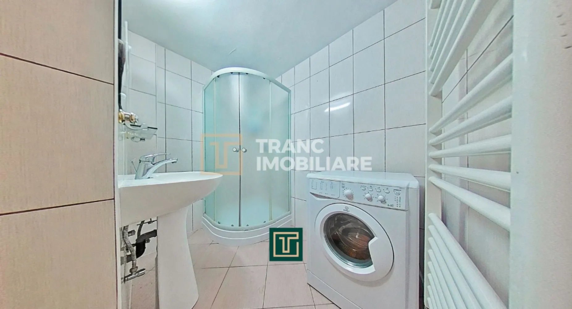 Spațiu de birouri / apartament cu 3 camere de închiriat – Arad