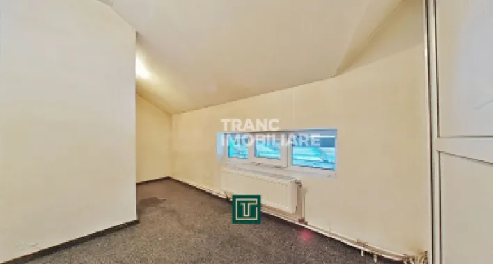 Spațiu de birouri / apartament cu 3 camere de închiriat – Arad