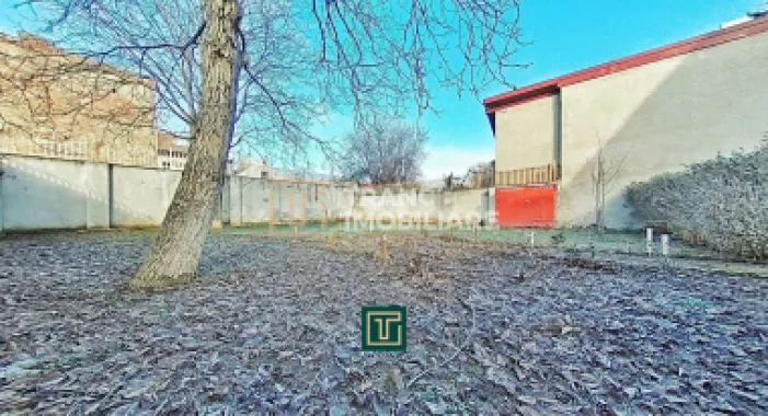 Spațiu de birouri / apartament cu 3 camere de închiriat – Arad