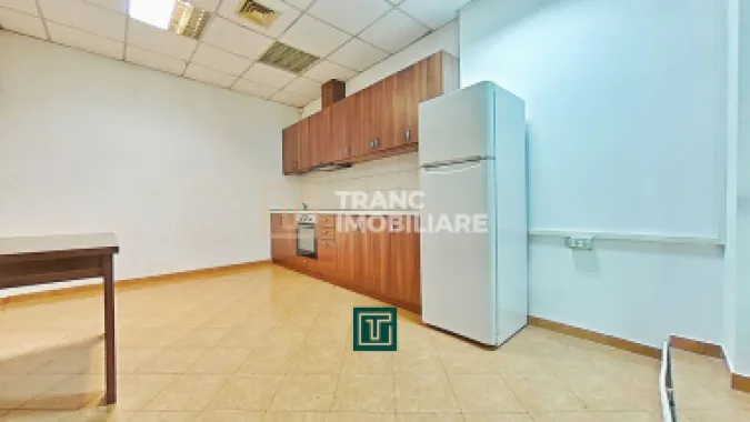 Spațiu de birouri / apartament cu 3 camere de închiriat – Arad