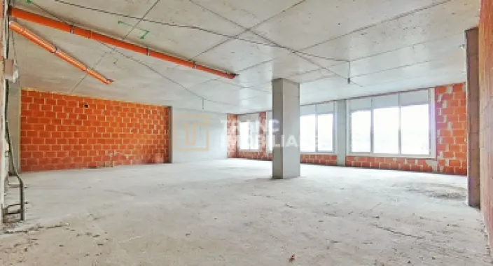 Spațiu comercial generos, ideal pentru investiție, în complex Ared – Micălaca