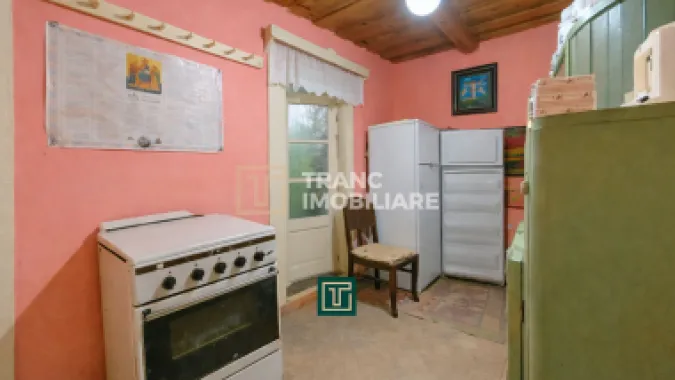 Casă cu 5 camere și teren de 1508 mp în Cermei, jud. Arad