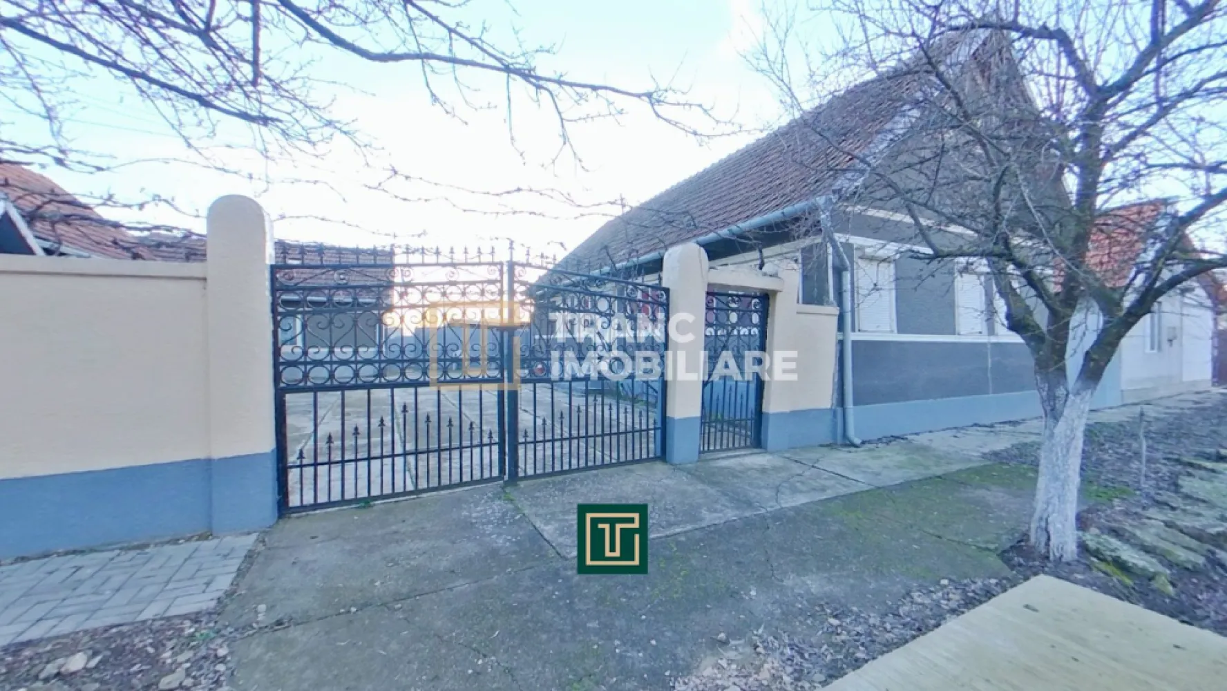 Casă cu 5 camere și teren de 1508 mp în Cermei, jud. Arad