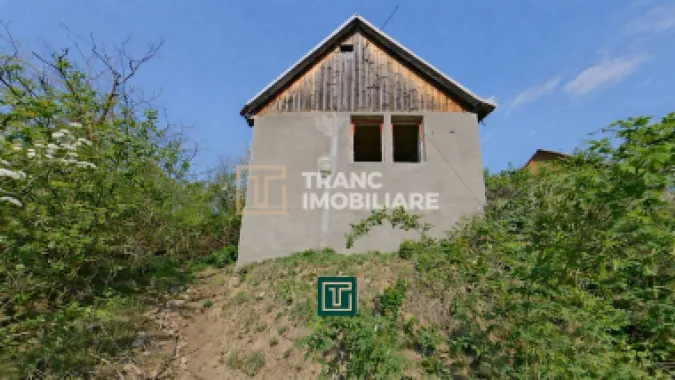 Casă de vânzare cu teren 874 mp – ideală pentru casă de vacanță, Covasant