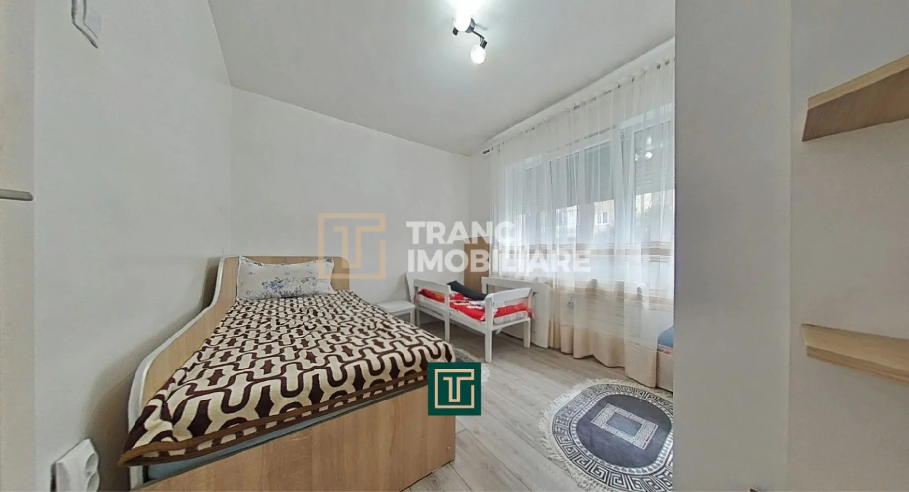 Apartament modern cu 3 camere complet renovat în Aurel Vlaicu – confort și stil,