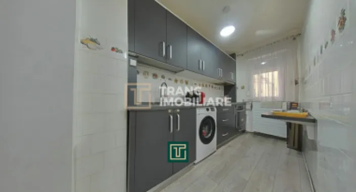 Apartament modern cu 3 camere complet renovat în Aurel Vlaicu – confort și stil,