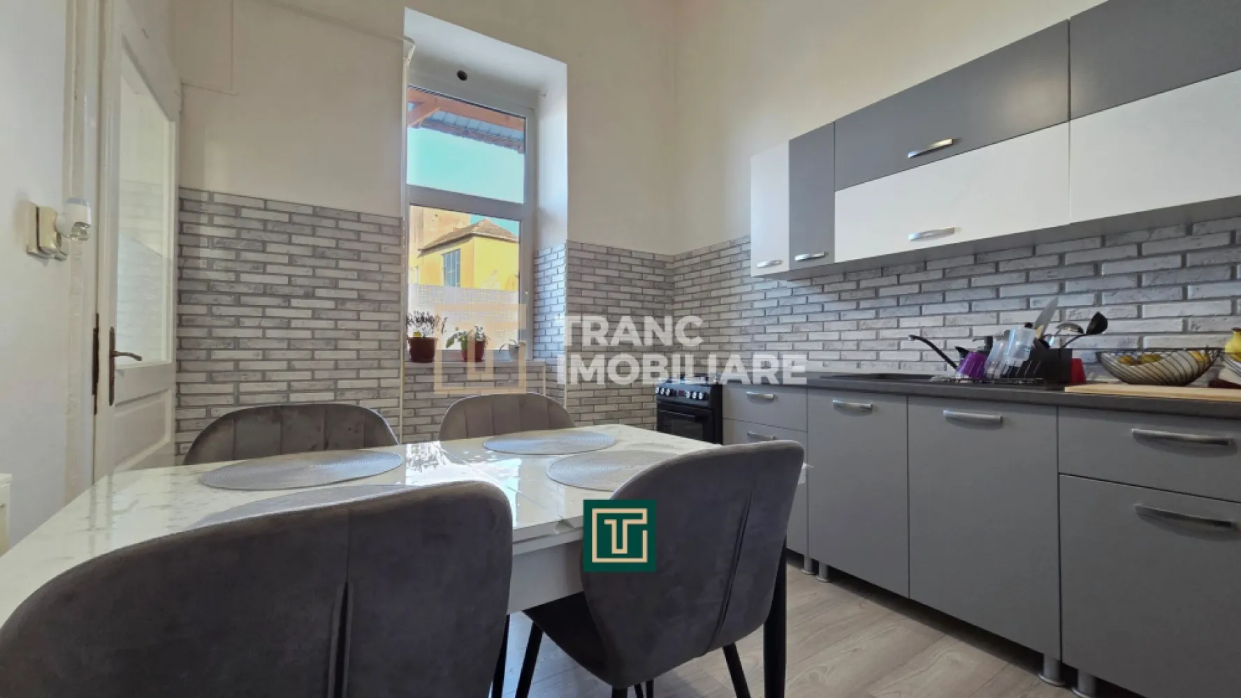 Apartament renovat recent, 2 camere – zonă Fabric, Timișoara