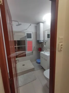 Prima închiriere apartament decomandat 3 camere - Bd. Lacul Tei -Parcul Circului