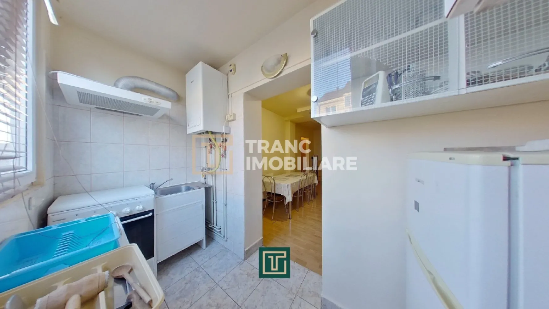 Apartament spatios cu 2 camere la et 2 la Podgoria