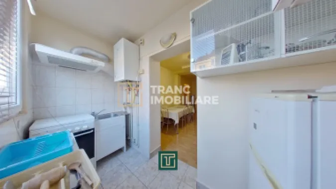 Apartament spatios cu 2 camere la et 2 la Podgoria