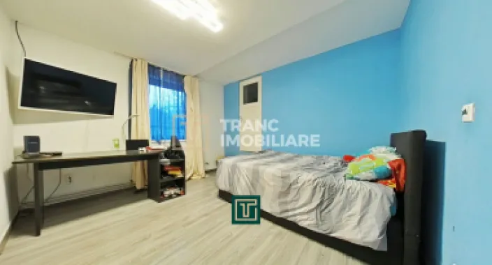 Casă primitoare cu 3 camere, teren generos și acces privat – Aradul Nou