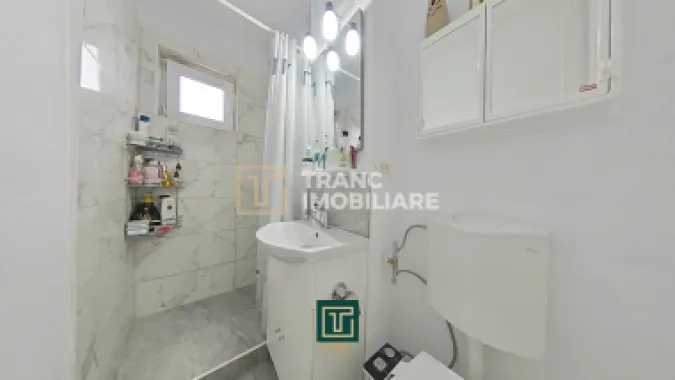 Apartament 3 camere de vânzare – Aurel Vlaicu (zona X-uri), Arad
