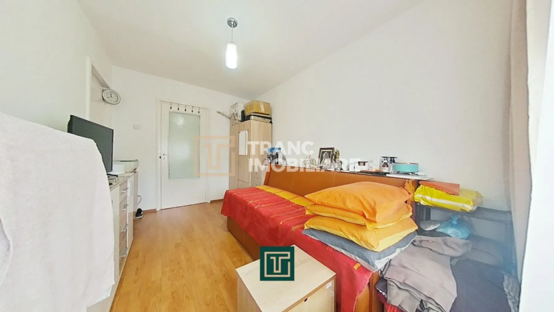 Apartament 3 camere de vânzare – Aurel Vlaicu (zona X-uri), Arad