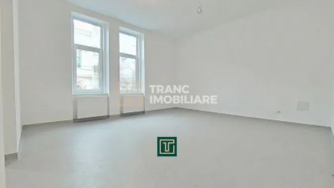 Spațiu comercial de închiriat, renovat recent – zonă centrală, lângă Piața Mică,