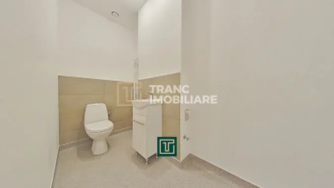 Spațiu comercial de închiriat, renovat recent – zonă centrală, lângă Piața Mică,