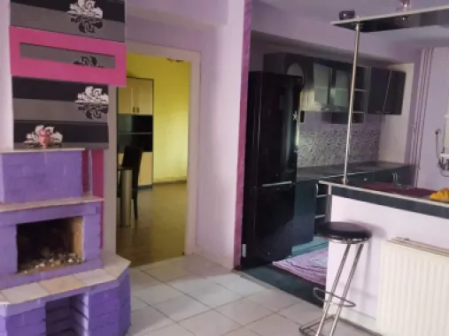 apartament cu patru camere mobilat la Deva 600 euro/luna plus garantie