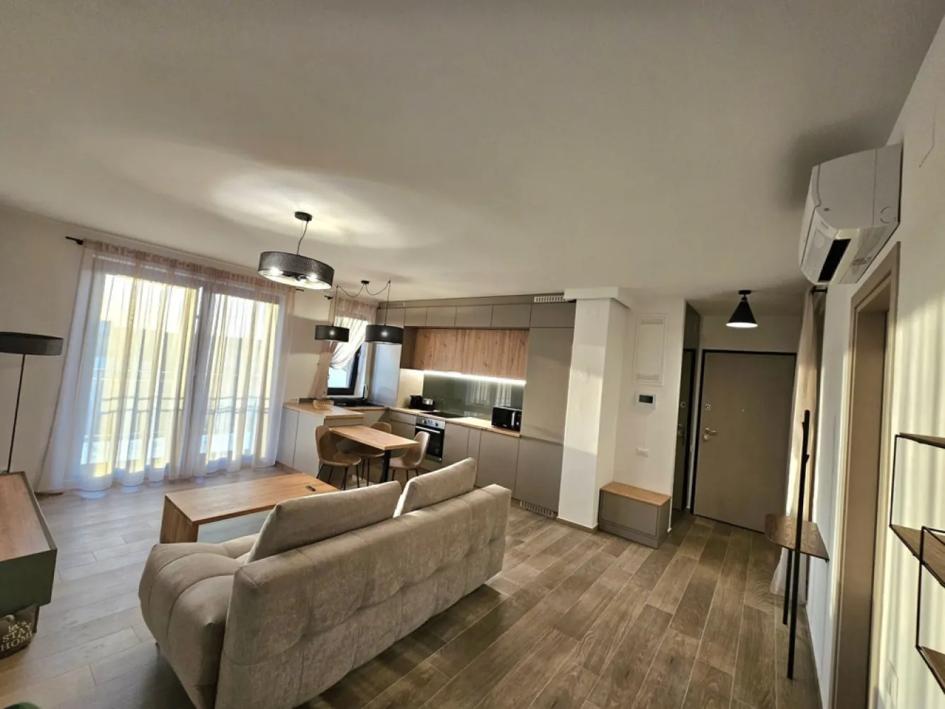 Apartament 3 camere de închiriat în Opera Residence –bloc nou, mobilat