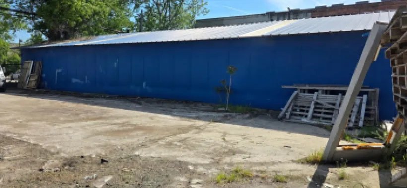 Hală de închiriat Sector 3 – Șos. Industriilor – 290 mp