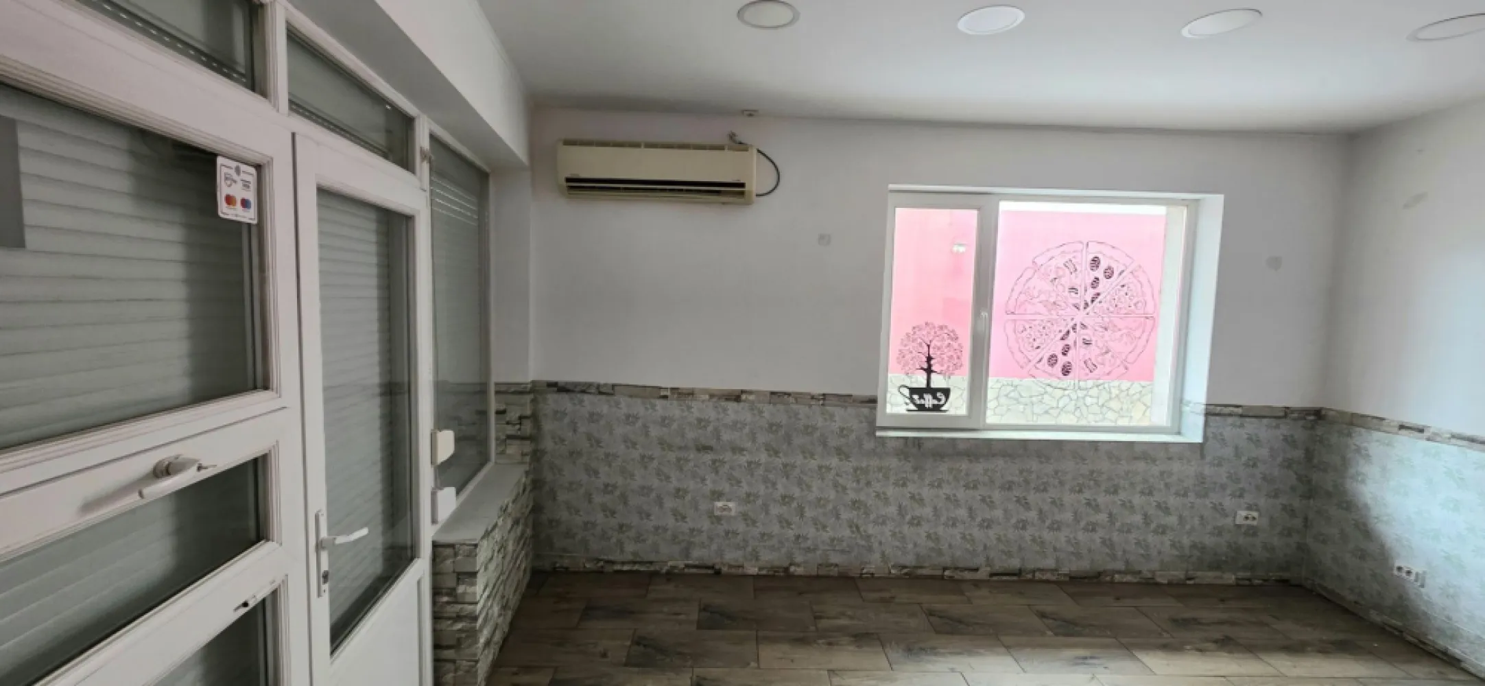 Spațiu Comercial Premium Drumul Sării – Răzoare Vizibilitate Mare