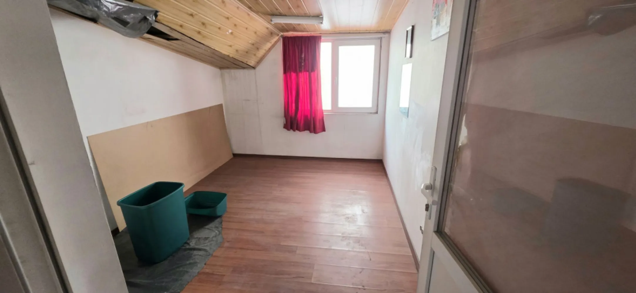 Spațiu Comercial Premium Drumul Sării – Răzoare Vizibilitate Mare