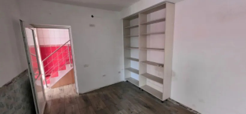 Spațiu Comercial Premium Drumul Sării – Răzoare Vizibilitate Mare
