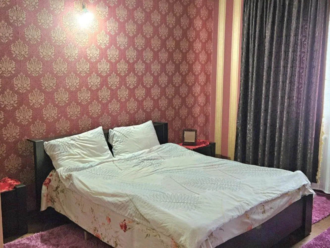 Glina vila 4 camere de vanzare - K Imobiliare propune in zona Glina vila constructie 2010 , P+1 , 4 camere , 3 dormitoare , suprafata toatala 200 mp , suprafata teren 275 mp , deschidere 12 , strada asfaltata.
