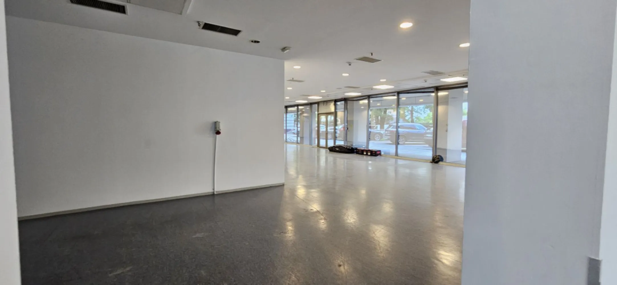 Pantelimon spatiu comercial 950 mp