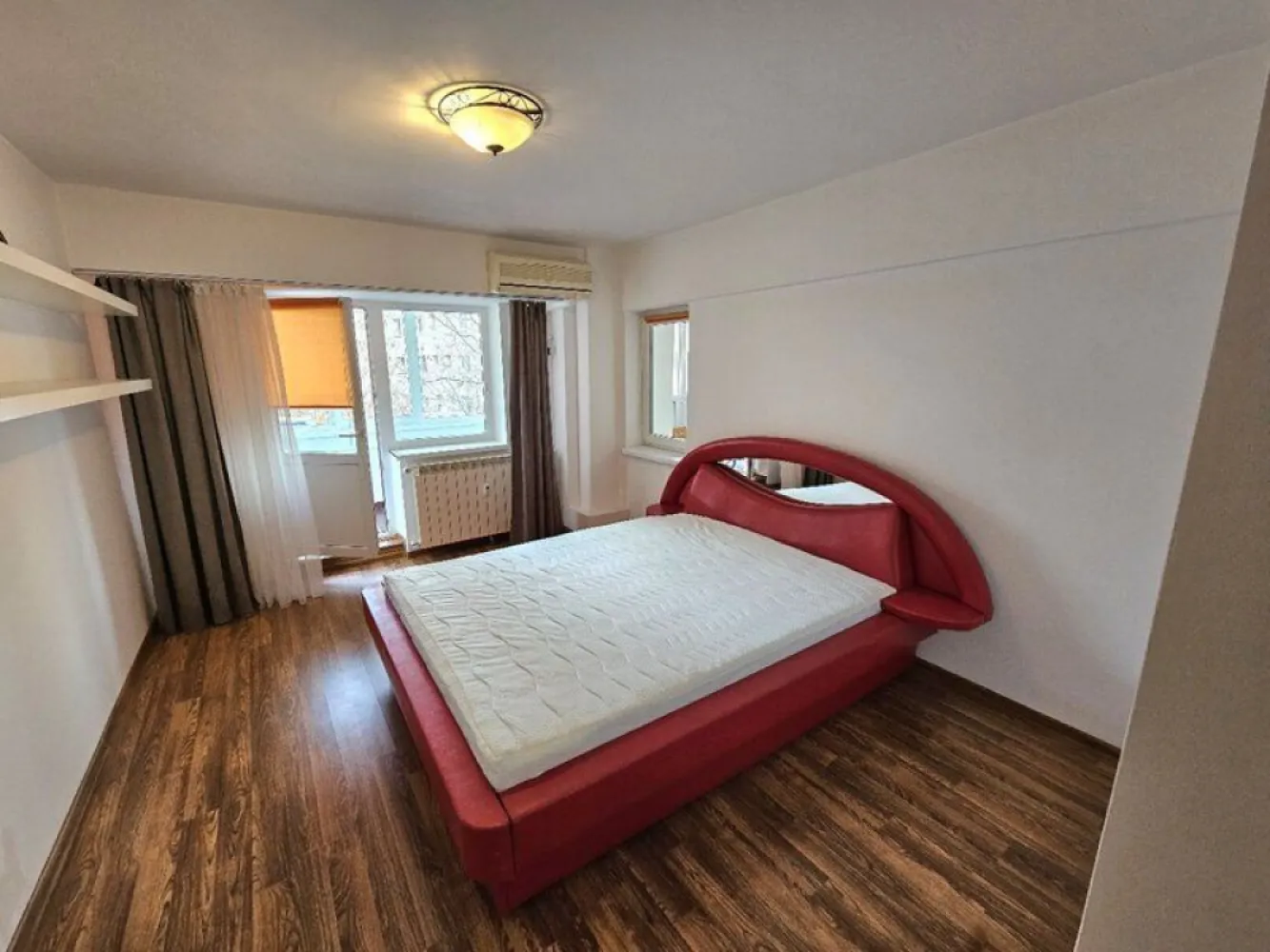 Unirii Alba Iulia de inchiriat apartament 2 camere mobilat - K Imobiliare propune in zona Unirii Alba Iulia magazin Naturalia, ap. 2 camere, etaj 1, suprafata 72 mp, mobilat, utilat, ideal locuit .