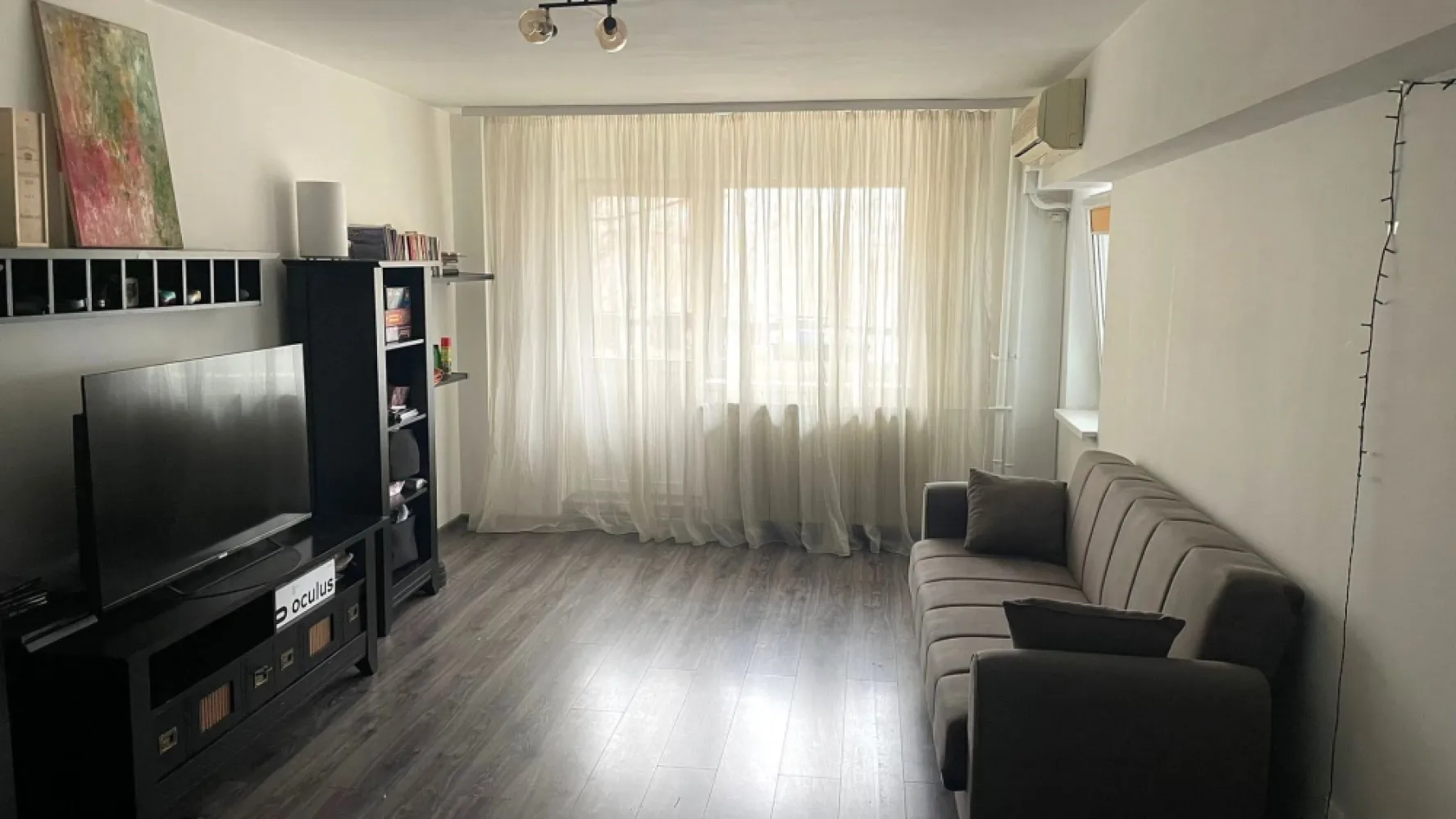 Unirii Alba Iulia de inchiriat apartament 2 camere mobilat - K Imobiliare propune in zona Unirii Alba Iulia magazin Naturalia, ap. 2 camere, etaj 1, suprafata 72 mp, mobilat, utilat, ideal locuit .