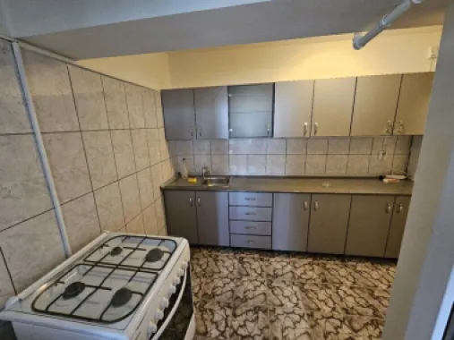Unirii Alba Iulia de inchiriat apartament 2 camere mobilat