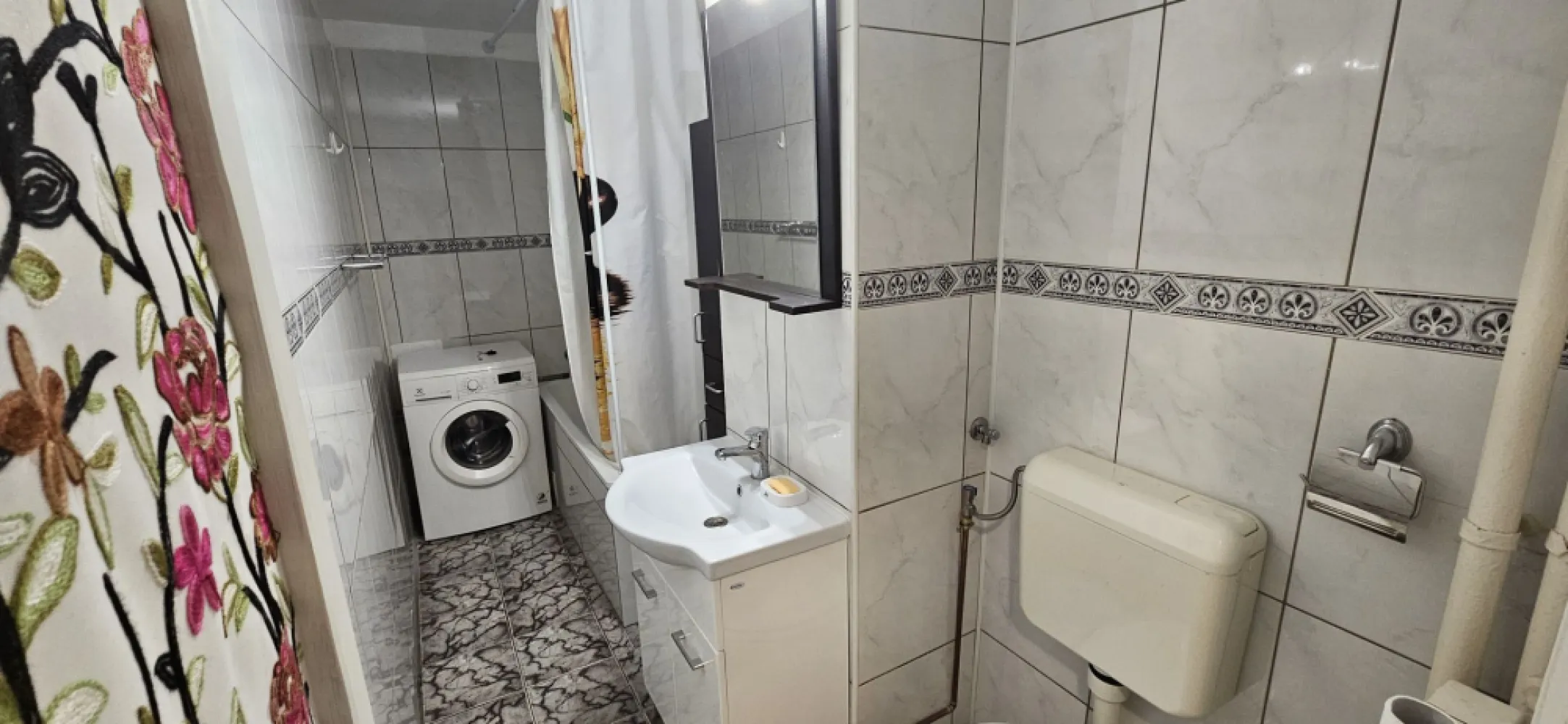 Unirii Alba Iulia de inchiriat apartament 2 camere mobilat