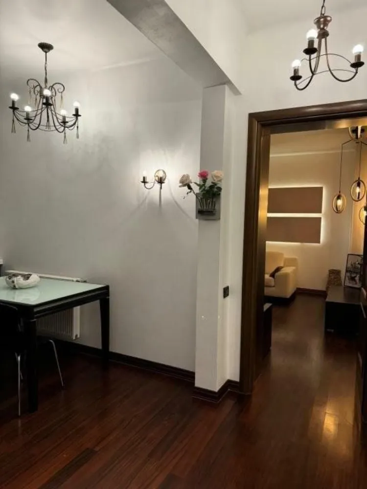 BRASADAS închiriază ap 2 cam. Dorobanti. - Agenția imobiliara BRASADAS închiriază apartament doua camere, doua bai, 78 mp, bloc boutique, centrala termica proprie.