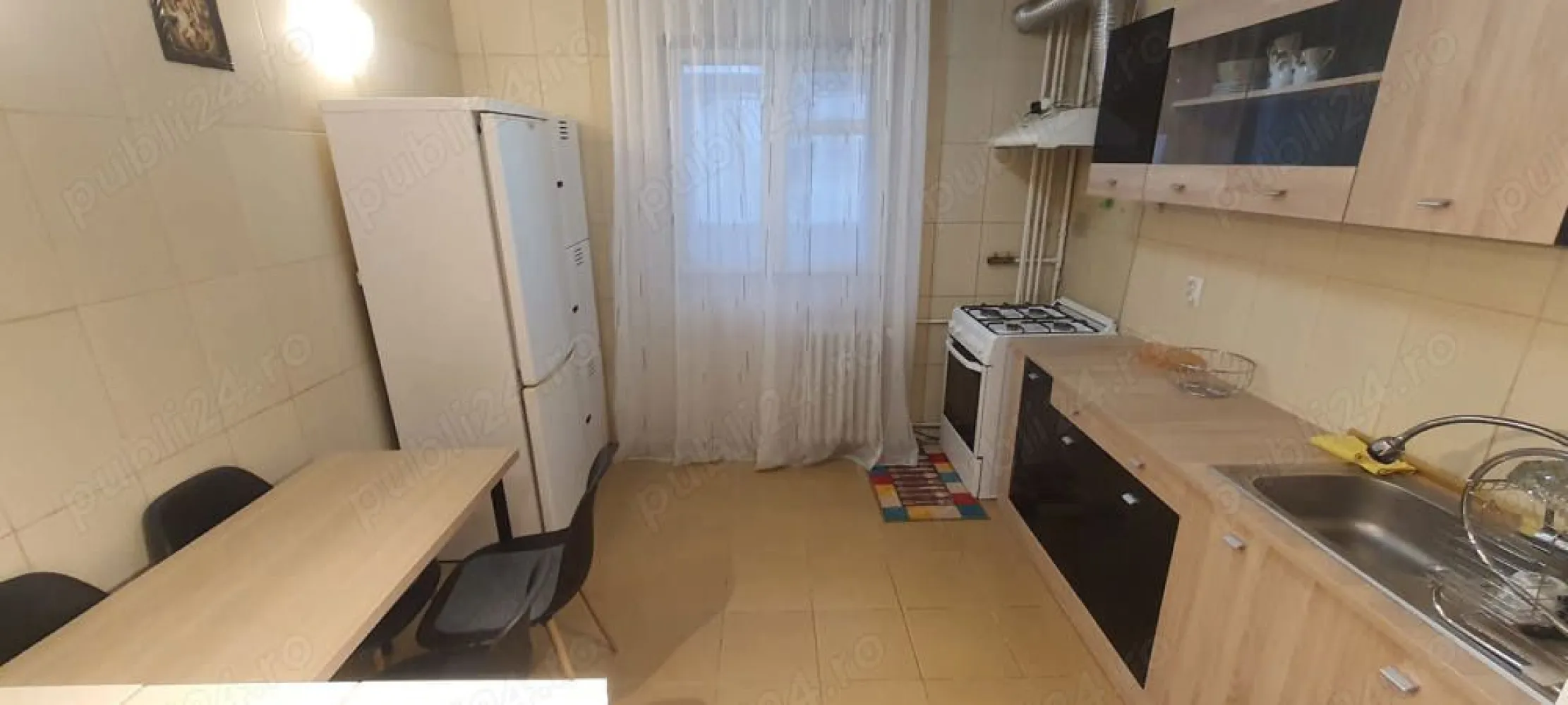 BRASADAS închiriază ap 2 camere- petre ispirescu - Agenția imobiliara BRASADAS închiriază apartament cu 2 camere, decomandat, complet utilat, cu balcon, etaj 6 din 8, lifturi 2, bloc reabilitat termic, zona Petre Ispirescu. 
Transport: tramvai 32, autobuz 226,139
15min pana la Piața Unirii
Nu se accepta copii și animale de companie!