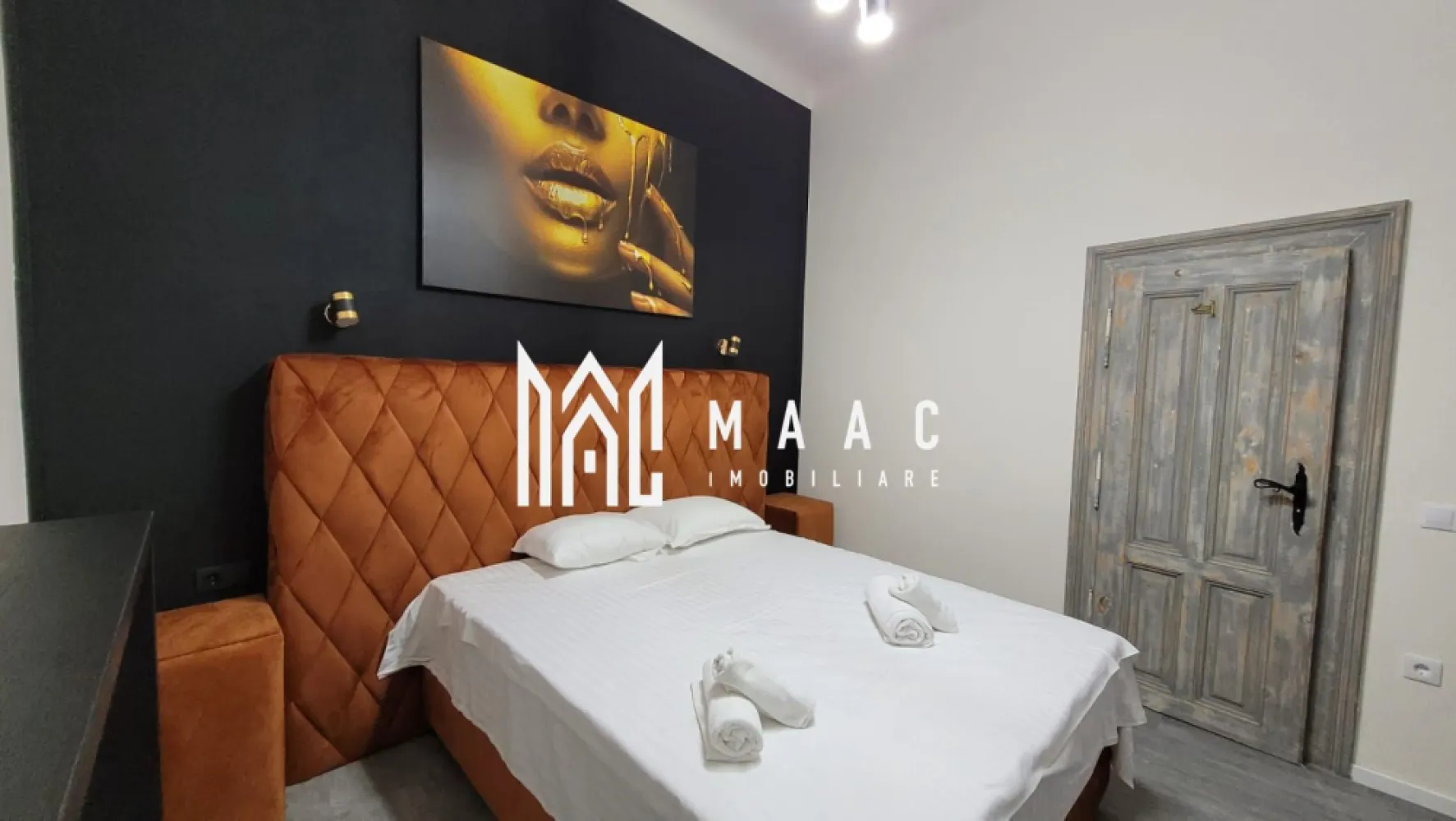 Apartament in Regim Hotelier | Centru | 82MPU | Pivnita - MAAC Imobiliare propune spre vânzare o proprietate Compartimentată în 2 Unități – Ideala pentru Investiție! Suprafață utilă: 82 mp Suprafață construită: 115 mp Compartimentare: 2 apartamente cu 2 camere. Primul apartament este complet funcțional și modern amenajat, iar al 2-lea este in curs de amenajare. Descriere generală: Oportunitate rară de achiziție/investiție! Această proprietate este compartimentată în 2 apartamente cu 2 camere, fiecare având acces propriu. Imobilul este ideal pentru închiriere sau pentru utilizare de către mai multe familii. Proprietatea beneficiază de un design modern, finisaje de lux și este gata pentru utilizare imediată. Localizată într-o zonă accesibilă, cu infrastructură modernă și acces facil la mijloace de transport, această casă/vilă reprezintă o investiție excelentă sau o locuință de vis. Detalii și dotări interioare: Număr camere: 4 camere, dintre care 2 dormitoare. Băi: 2 băi Bucătării: 2 bucatarii Facilități și dotări tehnice: Încălzire: Centrală proprie, cu calorifere pentru fiecare unitate. Uși: Uși de intrare din lemn sau PVC, oferind un aspect elegant și siguranță. Dotări suplimentare: Aragaz, hotă, frigider, TV și conexiune la internet wireless în fiecare unitate. Confort și infrastructură: Străzi: Asfaltate și iluminate, pentru acces facil și sigur. Utilități generale: Apă, canalizare, gaz, curent electric, telefon și internet de mare viteză. Transport: Acces rapid la mijloace de transport în comun. Avantaje: Compartimentare ideală pentru închiriere: Cele 2 unități oferă un randament investițional excelent. Spațiu generos: Suprafața utilă de 82 mp oferă confort și versatilitate. Amenajări moderne: Mobilier și dotări de lux care sporesc atractivitatea și valoarea proprietății. Această proprietate este perfectă pentru: Investitori care doresc să obțină venituri pasive din chirii. Familii numeroase sau persoane care doresc să locuiască împreună, dar să beneficieze de intimitate. Pentru mai multe detalii, vă rugăm să ne contactați specificând ID: CP2290135. Contactează-ne acum pentru detalii suplimentare și programarea unei vizionări! }}